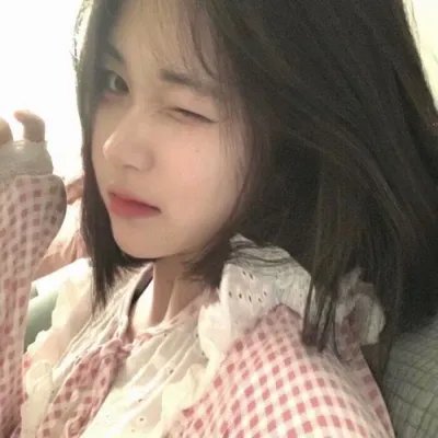 怪妳过分美丽海报